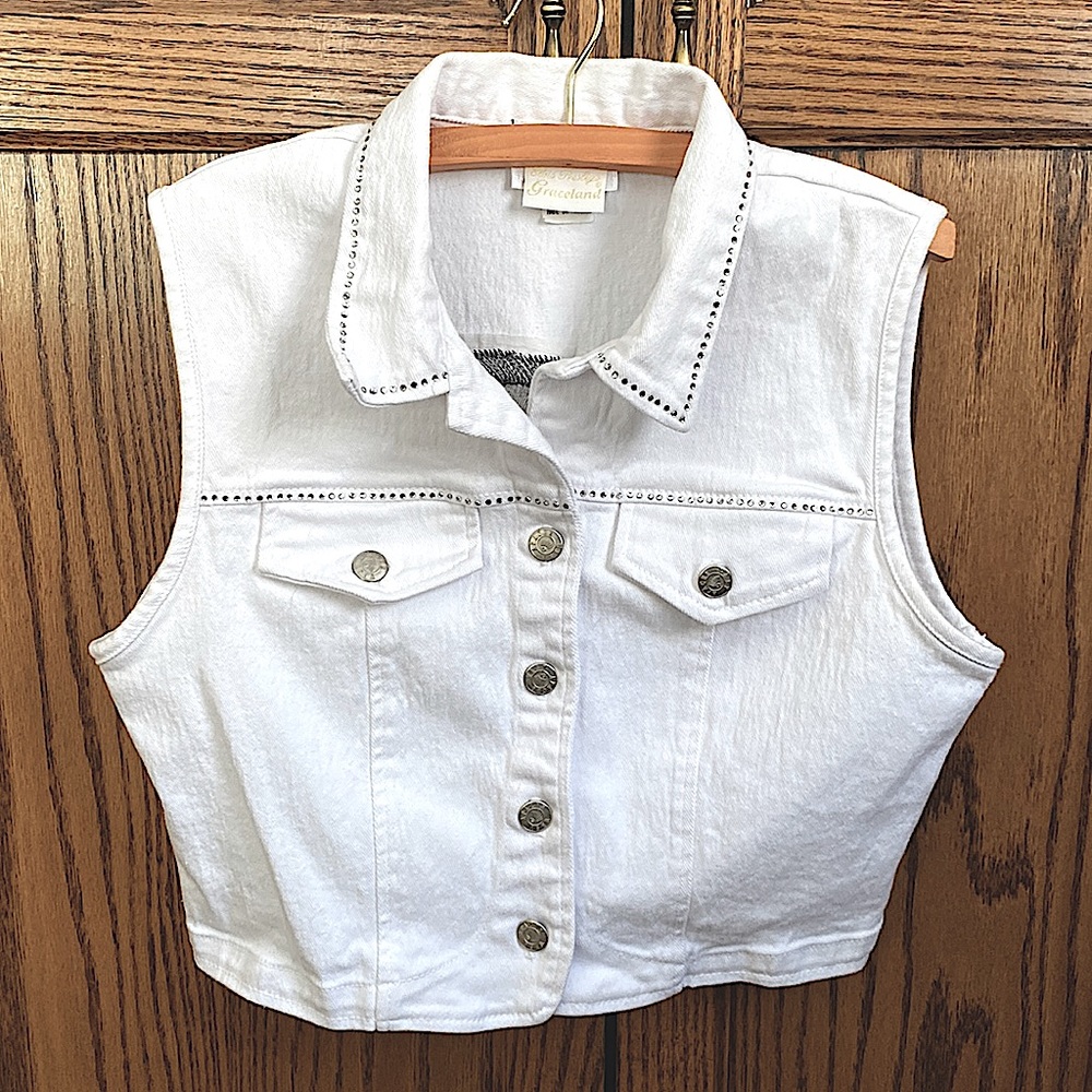 Summer vest or crop top